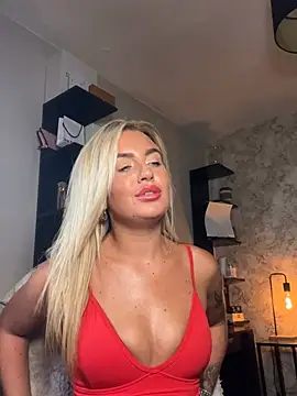 CharlottemilfUKx online show from June 2026 08:20:01 PM