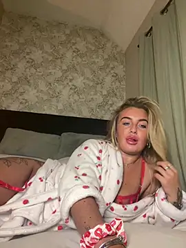 CharlottemilfUKx online show from May 2026 11:15:02 PM