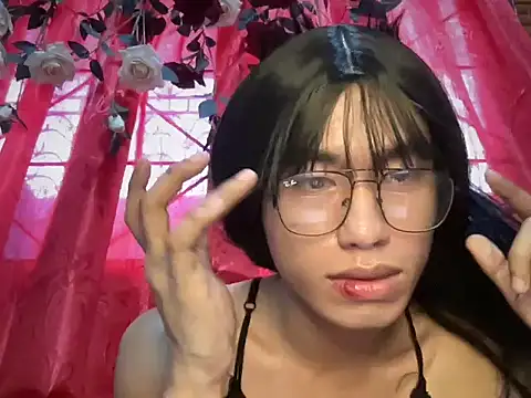 Snapshot of sweet_mallory chatting on May 2026 07:27:02 AM sweet mallory online show from May 2026 07:27:02 AM