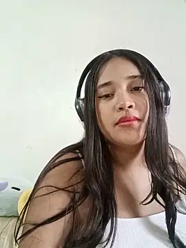 Angel gluglu online show from May 2026 10:18:01 PM