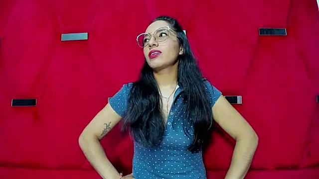 Feetfeticheh online show from May 2026 01:41:01 PM