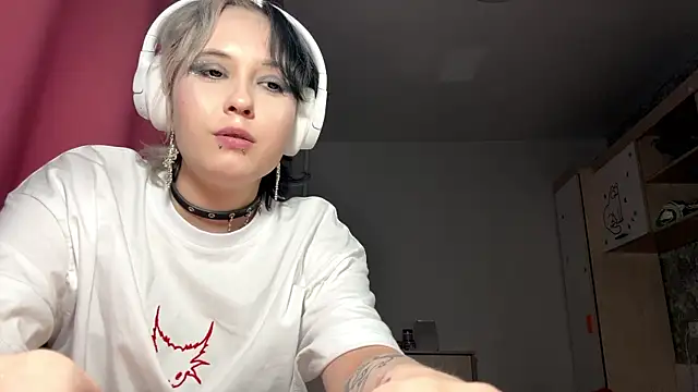 CuteLilit online show from May 2026 03:09:01 PM
