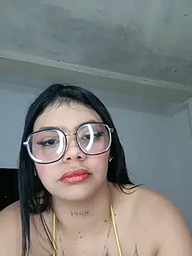 luxuryluna online show from June 2026 01:49:01 AM