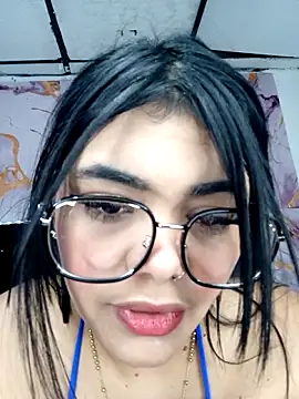 luxuryluna online show from June 2026 12:32:02 AM
