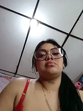 luxuryluna online show from June 2026 09:53:02 PM