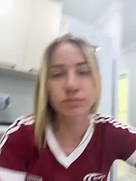 Snapshot of AnnaMist_ chatting on June 2026 02:58:01 PM AnnaMist online show from June 2026 02:58:01 PM