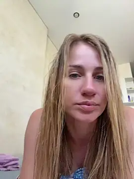 Snapshot of AnnaMist_ chatting on July 2026 12:23:01 PM AnnaMist online show from July 2026 12:23:01 PM