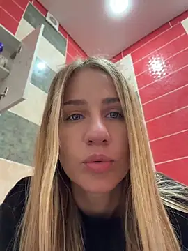 Snapshot of AnnaMist_ chatting on June 2026 09:42:01 AM AnnaMist online show from June 2026 09:42:01 AM