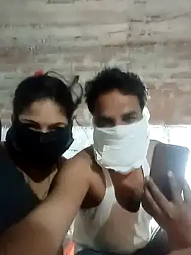 Hindicouple1 online show from May 2026 04:29:02 PM
