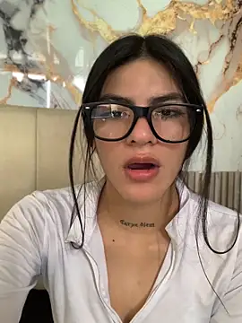 lis hot ec online show from June 2026 08:07:02 PM