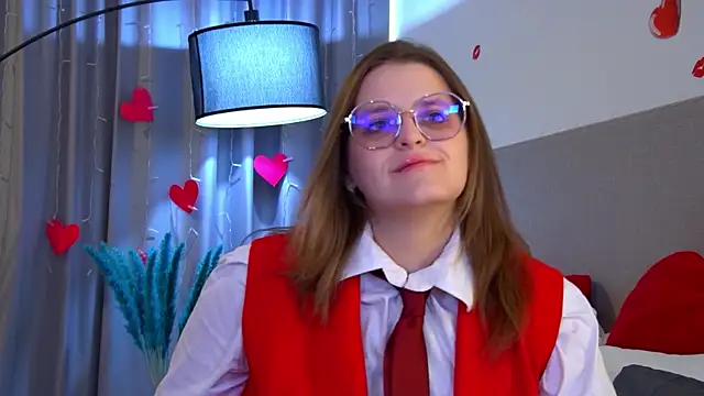 AlexaAvery online show from July 2026 06:10:02 AM