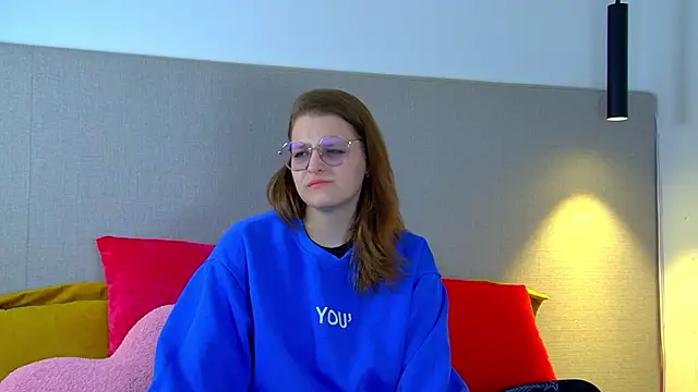 AlexaAvery online show from June 2026 06:14:02 AM