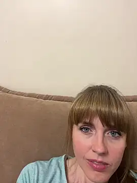 Kamilochka29511 online show from May 2026 05:51:01 PM