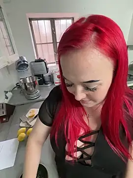 littleEve online show from September 2025 01:33:02 PM