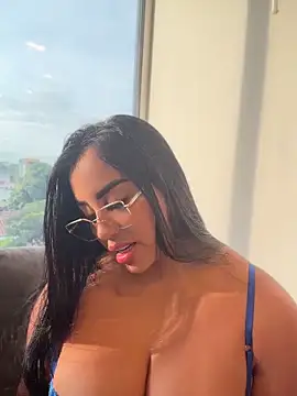 emily-Hornyy online show from June 2026 12:02:01 PM