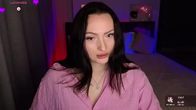 MizLouLou online show from May 2026 11:02:02 PM
