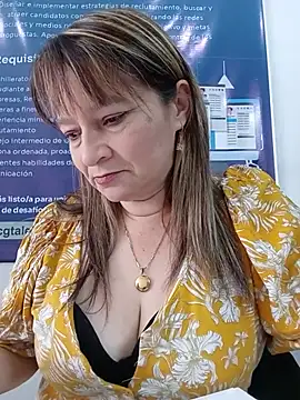 Snapshot of KAREN--03 chatting on June 2026 02:18:02 PM KAREN--03 online show from June 2026 02:18:02 PM