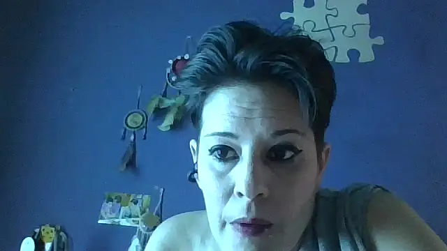 Snapshot of Estrella_40 chatting on May 2026 05:02:02 PM Estrella 40 online show from May 2026 05:02:02 PM