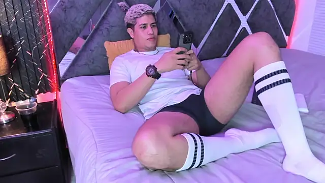 dominic connor online show from June 2026 03:19:02 AM
