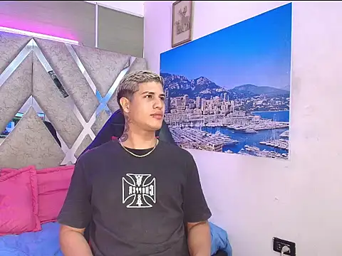 dominic connor online show from June 2026 03:33:01 AM