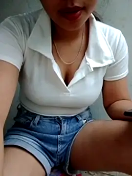 Mirra-a online show from June 2026 11:36:02 PM
