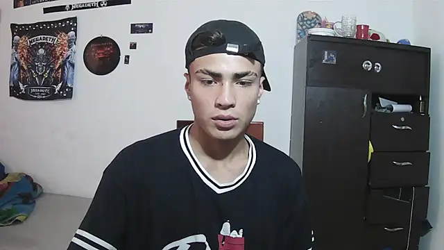 Fenix hardcock online show from June 2026 05:24:02 PM