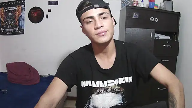 Fenix hardcock online show from June 2026 10:11:02 PM