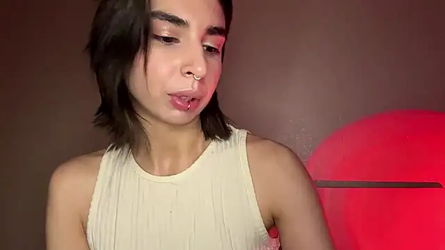 JessiaRuezga online show from May 2026 12:36:02 PM