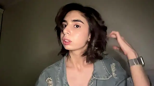 Snapshot of JessiaRuezga chatting on May 2026 01:00:02 PM JessiaRuezga online show from May 2026 01:00:02 PM