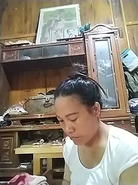 Caily-ly online show from May 2026 04:31:02 AM