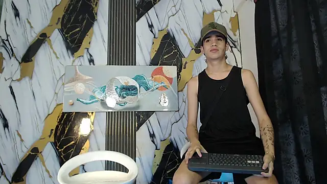 Snapshot of KING_LOVERS1 chatting on June 2026 01:21:01 PM KING LOVERS1 online show from June 2026 01:21:01 PM