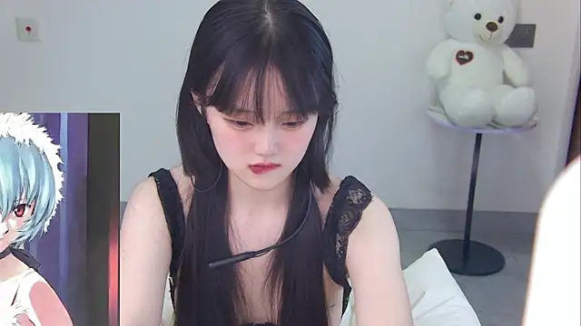 Snapshot of Evil-Bunny007 chatting on June 2026 02:33:01 PM Evil-Bunny007 online show from June 2026 02:33:01 PM