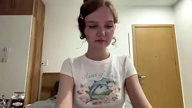 MarryWish1 online show from May 2026 04:37:02 PM