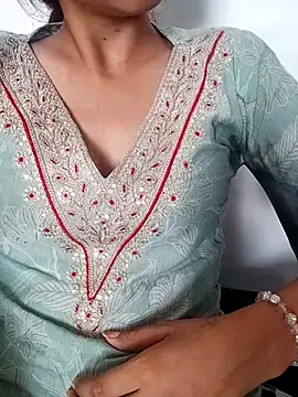 Snapshot of sexy_rubina89 chatting on May 2026 07:18:02 AM sexy rubina89 online show from May 2026 07:18:02 AM