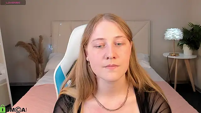 Olivia Iv online show from May 2026 11:06:01 AM