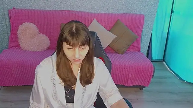 StelaDream online show from May 2026 09:40:02 AM