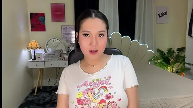 Snapshot of RingMyBelle chatting on June 2026 11:41:01 AM RingMyBelle online show from June 2026 11:41:01 AM
