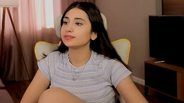 honeylanaa online show from May 2026 04:31:01 AM