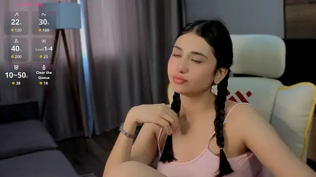 honeylanaa online show from June 2026 04:51:01 AM