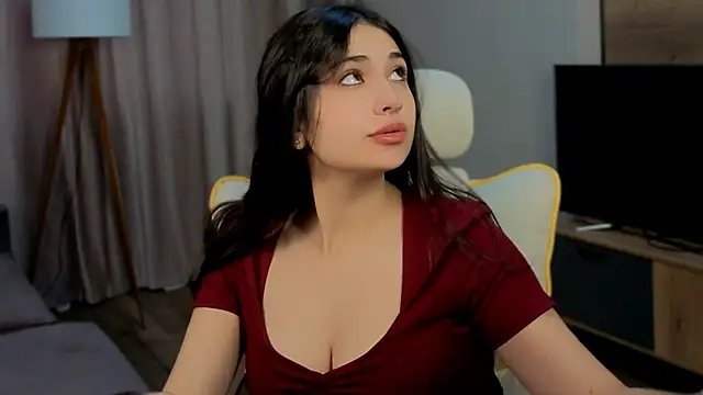 honeylanaa online show from June 2026 04:17:01 AM