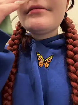 Snapshot of Baby__Fox chatting on May 2026 05:32:01 PM Baby Fox online show from May 2026 05:32:01 PM