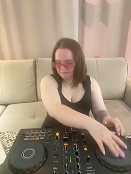 Snapshot of Joan_Taylor1 chatting on June 2026 11:59:01 AM Joan Taylor1 online show from June 2026 11:59:01 AM