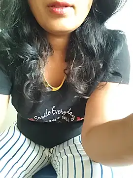 Snapshot of Radhika_rekha_kannada chatting on June 2026 10:43:01 AM Radhika rekha kannada online show from June 2026 10:43:01 AM