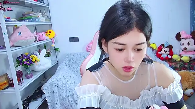 QinQin-888 online show from June 2026 11:03:02 PM