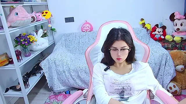 QinQin-888 online show from June 2026 11:15:02 PM