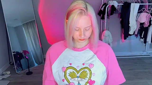 angelllisss online show from May 2026 10:10:02 AM
