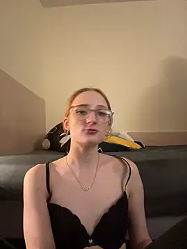 LauraundSteve  online show from July 2026 08:49:02 PM