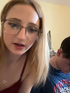 LauraundSteve  online show from May 2026 02:36:01 PM