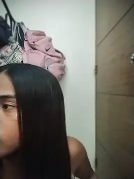 bigcock francine online show from June 2026 04:32:02 AM