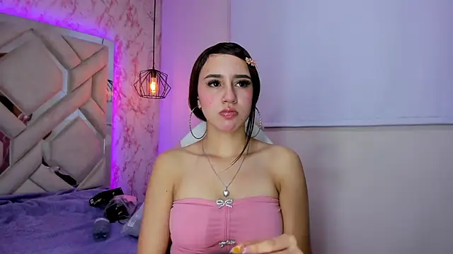 Snapshot of leri_rose_ chatting on August 2026 12:58:01 PM leri rose online show from August 2026 12:58:01 PM